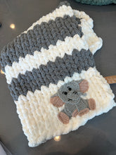 Load image into Gallery viewer, Crochet Appliqué Add On