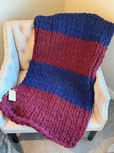 Load image into Gallery viewer, Throw Blanket