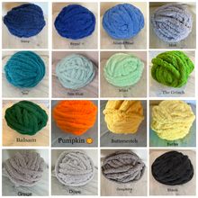 Load image into Gallery viewer, Chunky Knit Throw Pillow (Square)