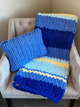 Load image into Gallery viewer, Chunky Knit Throw Pillow (Rectangle)